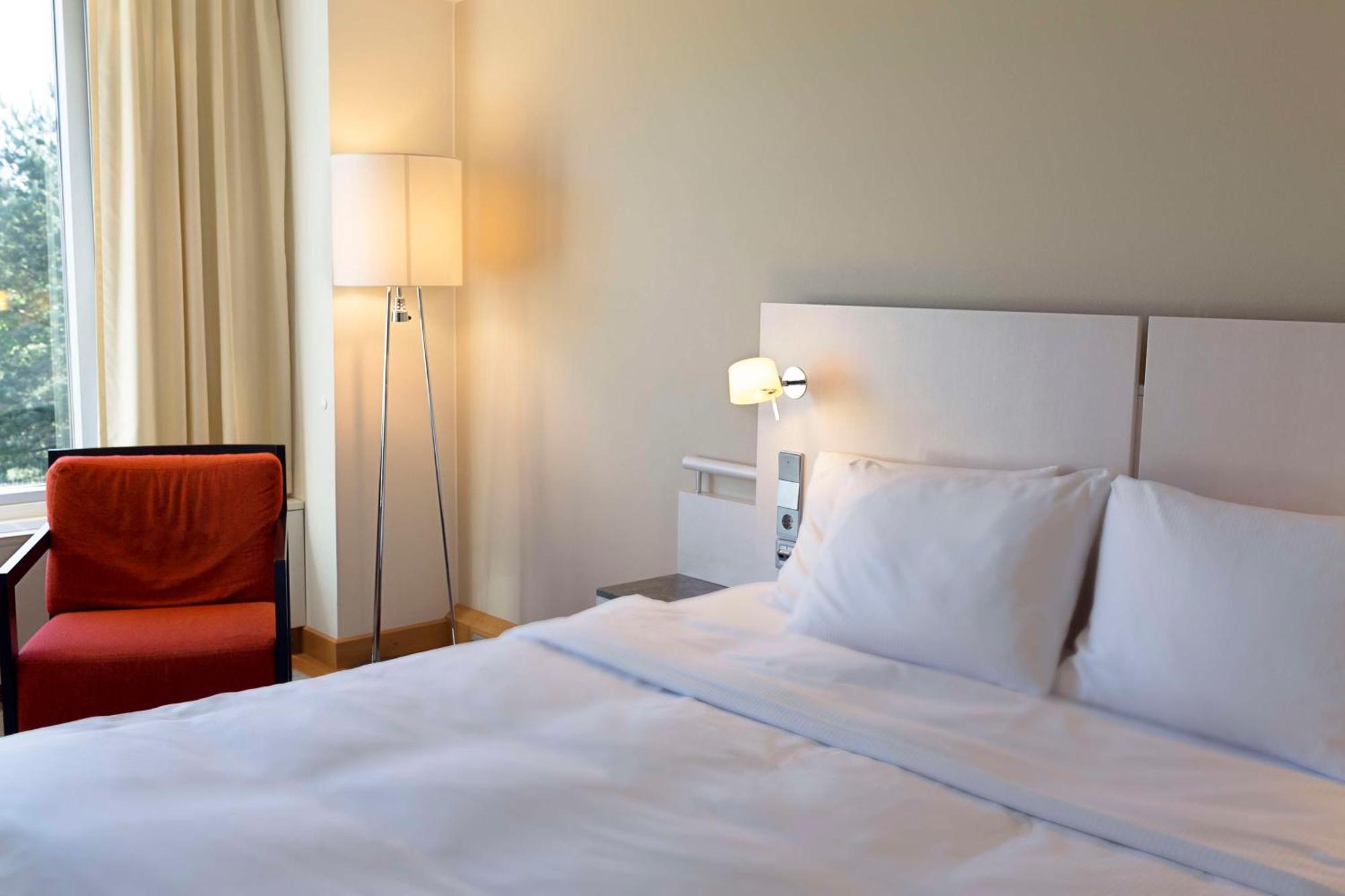 Hilton Kalastajatorppa Hotelli 4*