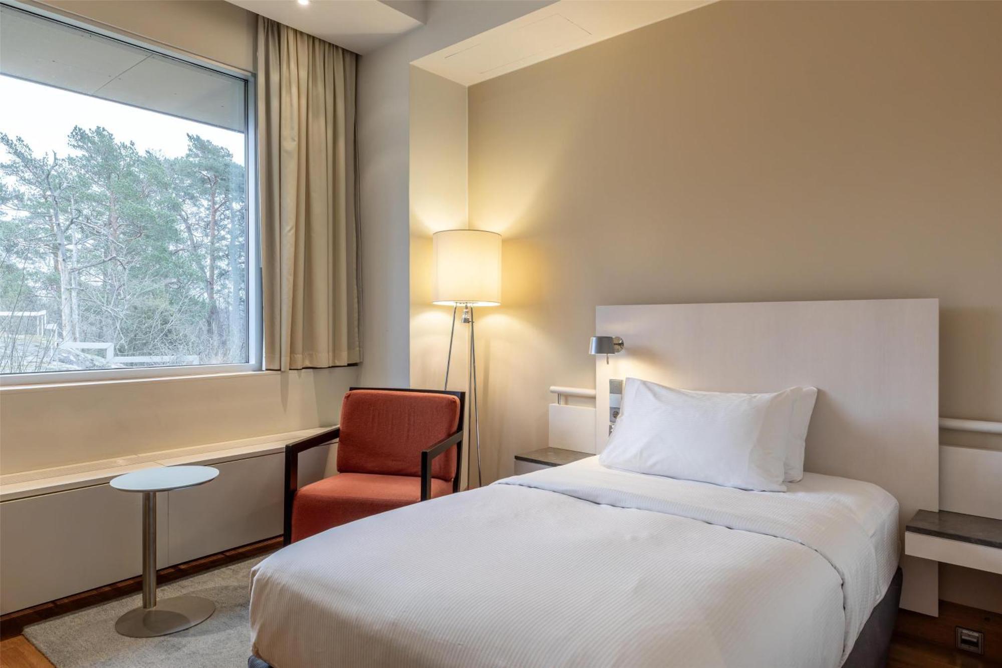 Hilton Kalastajatorppa Hotel 4*